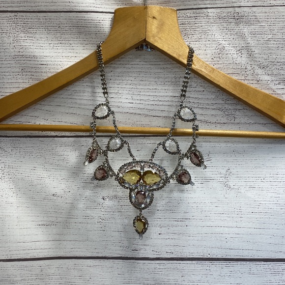 NWOT Stunning Large Ice crystal Statement Necklace Banana Republic Retail $ 198 - Picture 5 of 10